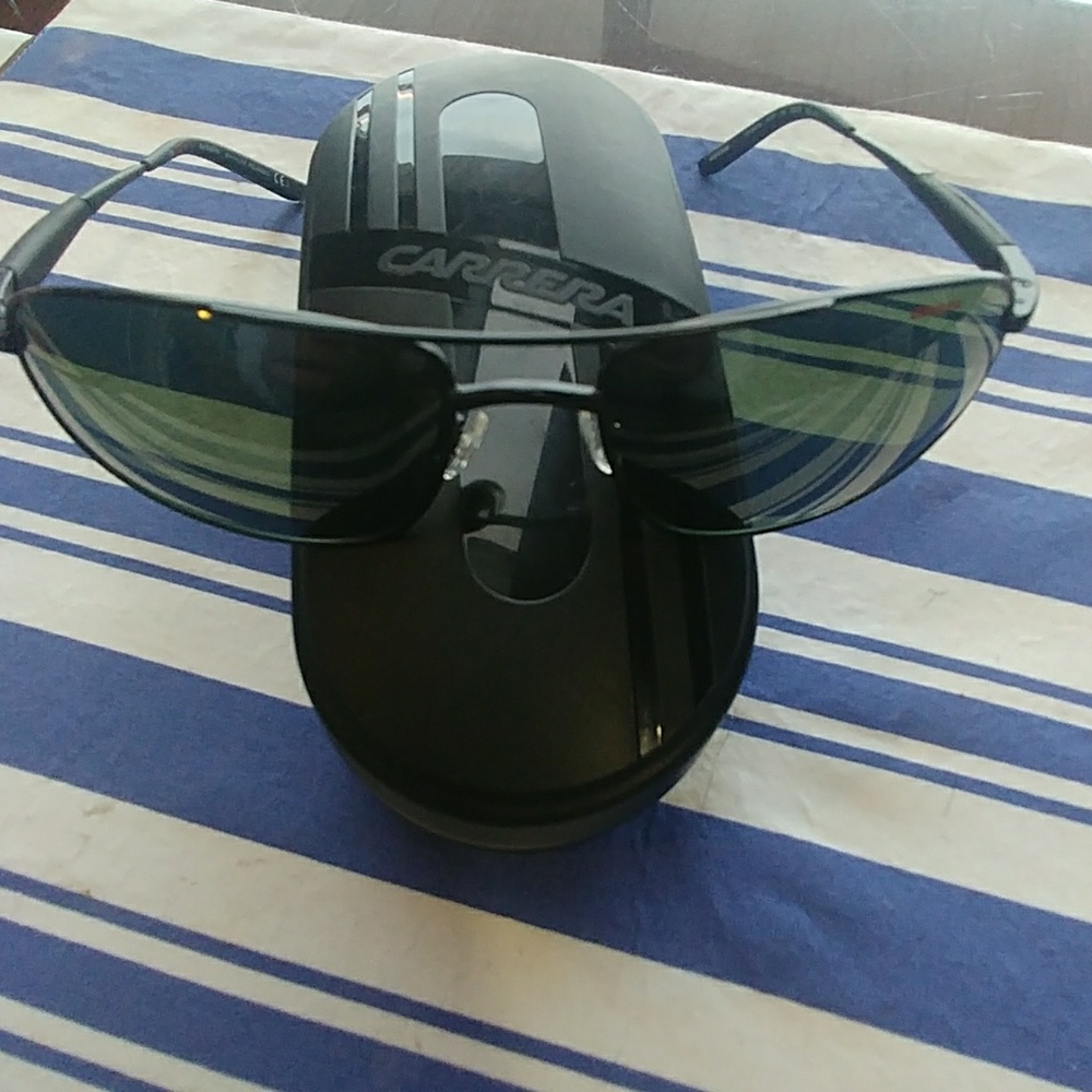 Men's Carrera Polarized Sunglasses, New Never Worn